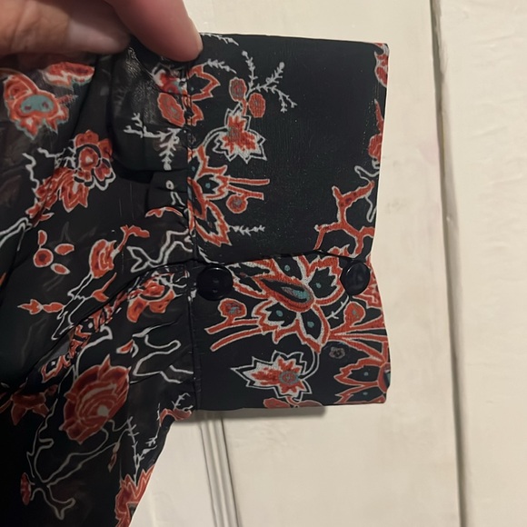 Woman's Blouse - Picture 5 of 6